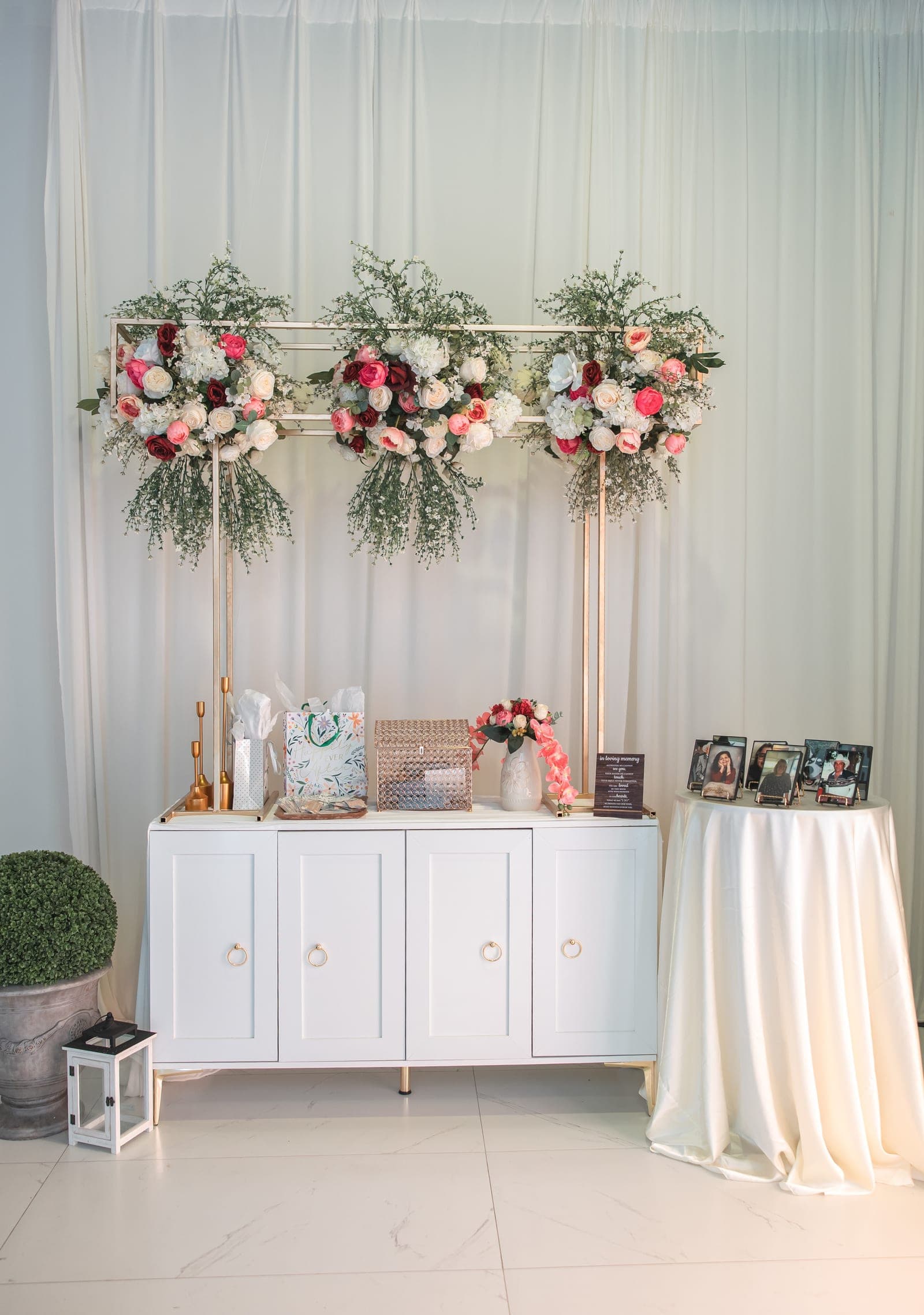 Lobby seating and check-in area at Localé by AB Events