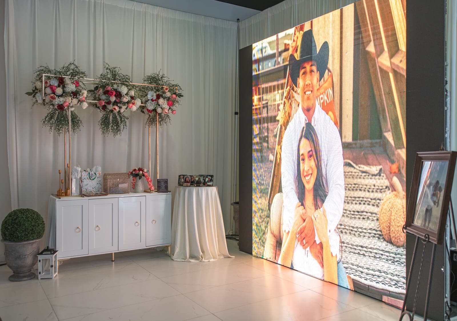 Detail of the Localé by AB Events venue in Weslaco